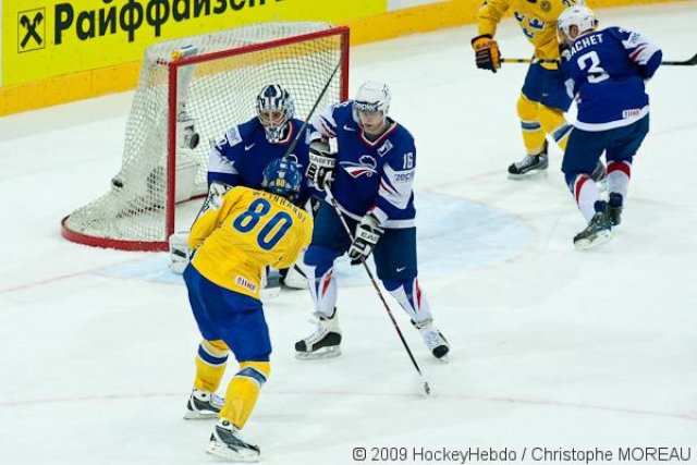 Photo hockey reportage CM09 Qualif J5 : La Suède d'un patin