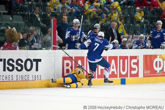 Photo hockey reportage CM09 Qualif J5 : La Suède d'un patin
