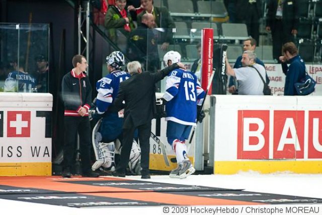 Photo hockey reportage CM09 Qualif J5 : La Suède d'un patin