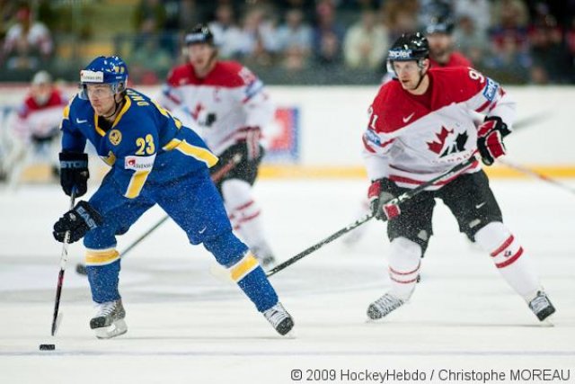 Photo hockey reportage CM 09 1/2 : Le Canada sera l'autre finaliste