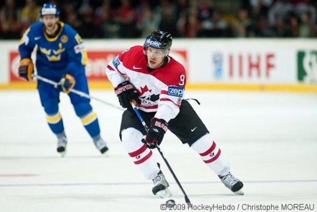 Photo hockey reportage CM 09 1/2 : Le Canada sera l'autre finaliste