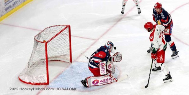 Photo hockey match Grenoble  - Cergy-Pontoise le 23/03/2022