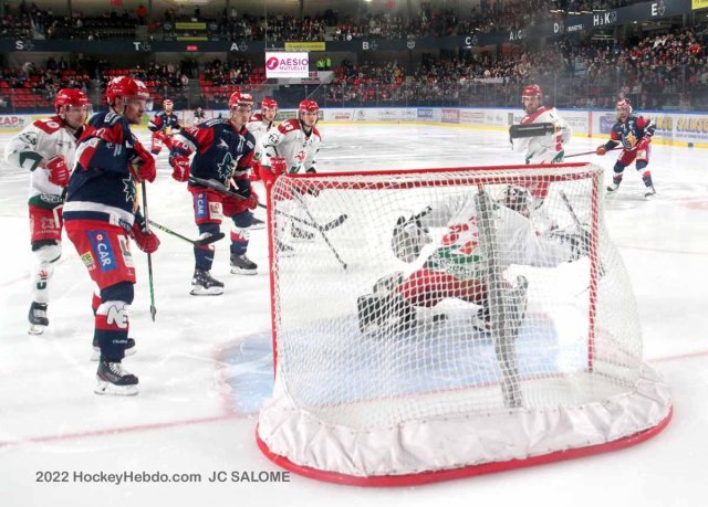 Photo hockey match Grenoble  - Cergy-Pontoise le 23/03/2022