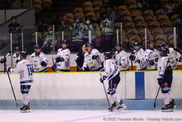 Photo hockey match Clermont-Ferrand - Tours  le 26/03/2022