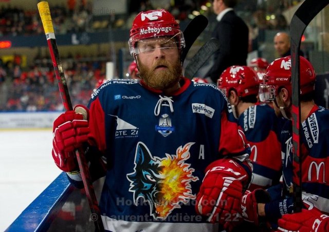 Photo hockey match Grenoble  - Cergy-Pontoise le 29/03/2022