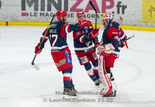 Photo hockey match Grenoble  - Cergy-Pontoise le 29/03/2022