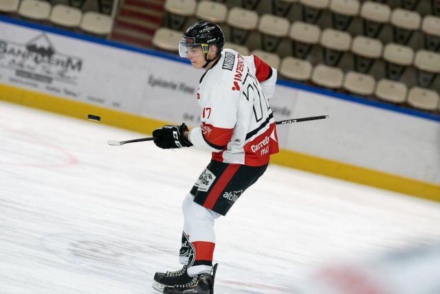 Photo hockey match Courchevel-Méribel-Pralognan - Morzine-Avoriaz le 02/04/2022