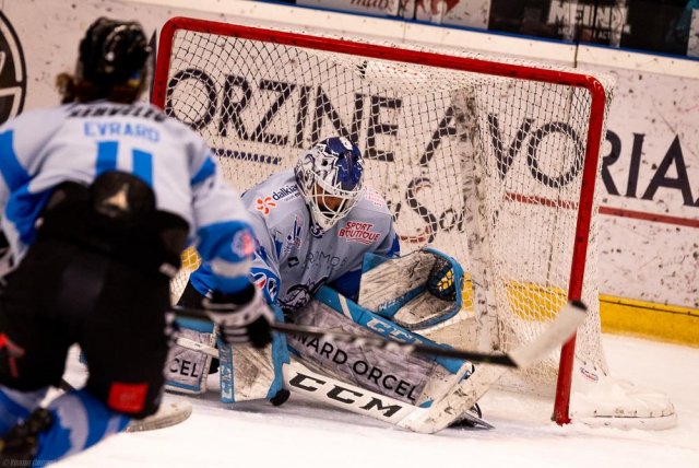 Photo hockey match Morzine-Avoriaz - Courchevel-Méribel-Pralognan le 09/04/2022