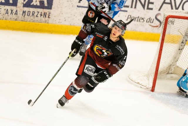 Photo hockey match Morzine-Avoriaz - Courchevel-Méribel-Pralognan le 09/04/2022
