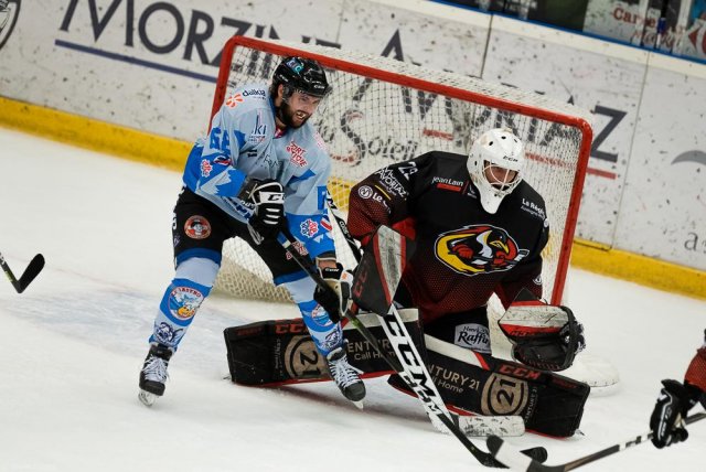 Photo hockey match Morzine-Avoriaz - Courchevel-Méribel-Pralognan le 09/04/2022