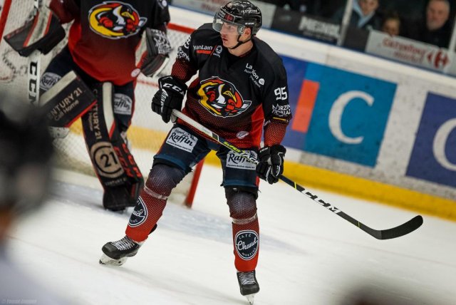 Photo hockey match Morzine-Avoriaz - Courchevel-Méribel-Pralognan le 09/04/2022