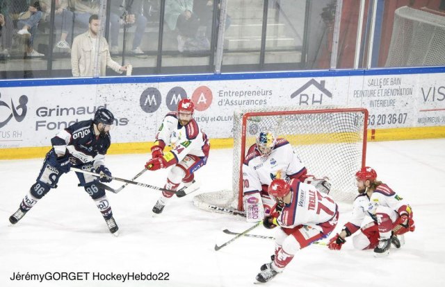 Photo hockey match Angers  - Grenoble  le 10/04/2022