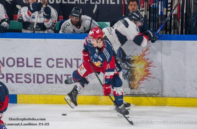 Photo hockey match Grenoble  - Angers  le 13/04/2022