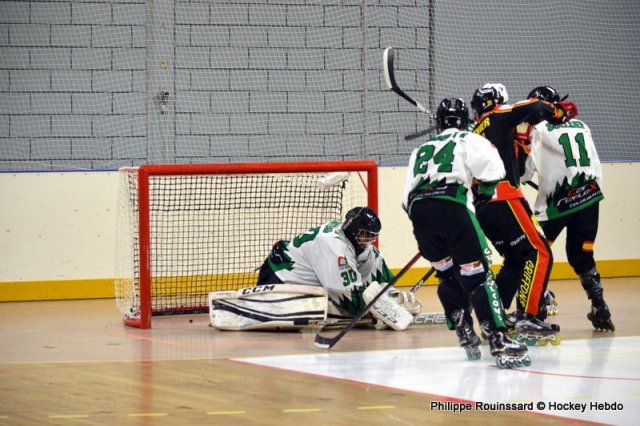 Photo hockey reportage N1 : Pont de Metz toujours en vie
