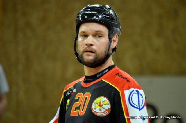 Photo hockey reportage N1 : Pont de Metz toujours en vie