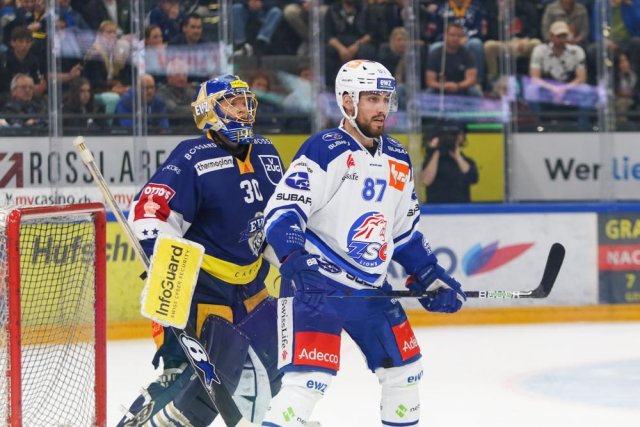 Photo hockey match Zug - Zürich le 18/04/2022