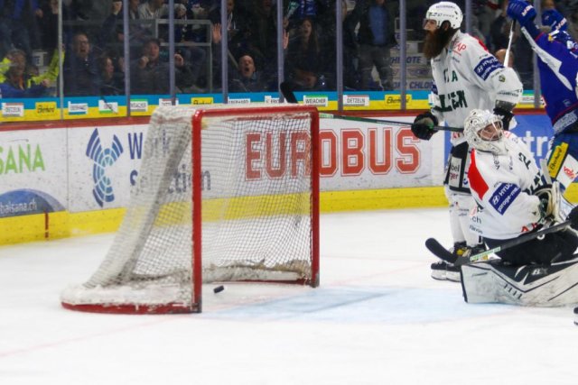 Photo hockey match Kloten - Olten le 20/04/2022