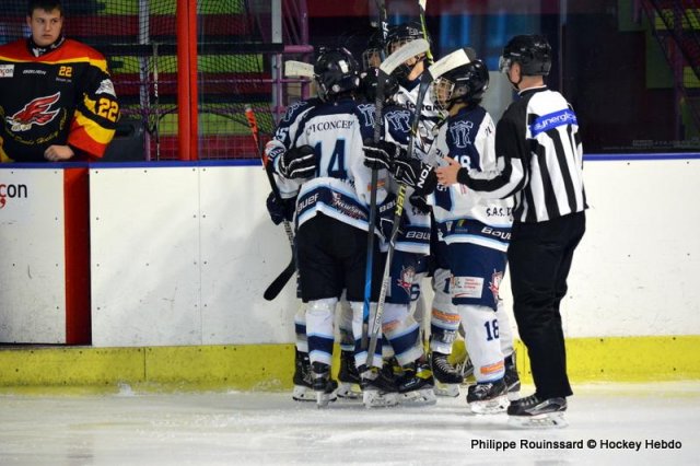 Photo hockey reportage U17 : Tours bronzé sur le fil