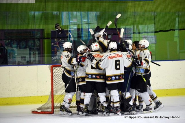 Photo hockey reportage U17 Excellence : Le HC74 champion !