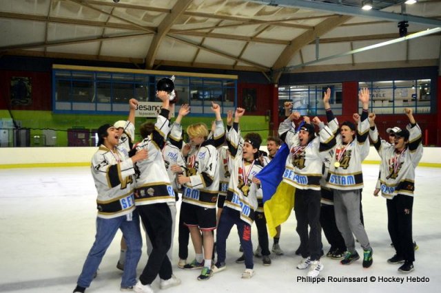 Photo hockey reportage U17 Excellence : Le HC74 champion !
