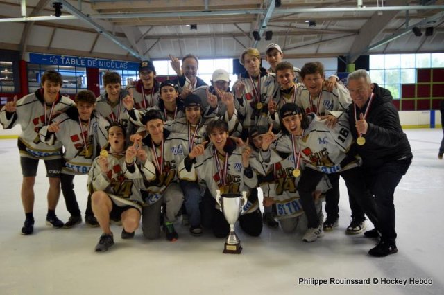Photo hockey reportage U17 Excellence : Le HC74 champion !