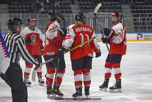 Photo hockey match Austria - Slovakia le 30/04/2022
