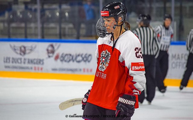 Photo hockey match Austria - Slovakia le 30/04/2022
