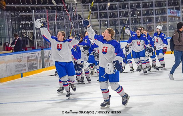 Photo hockey match Austria - Slovakia le 30/04/2022