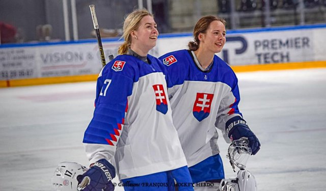 Photo hockey match Austria - Slovakia le 30/04/2022