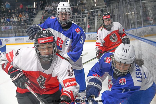 Photo hockey match Austria - Slovakia le 30/04/2022
