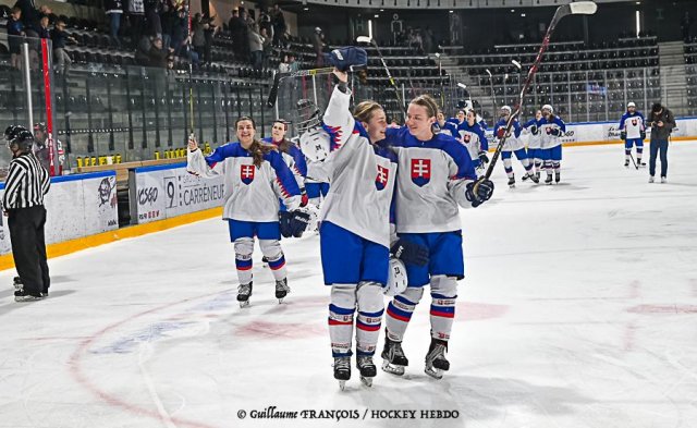 Photo hockey match Austria - Slovakia le 30/04/2022