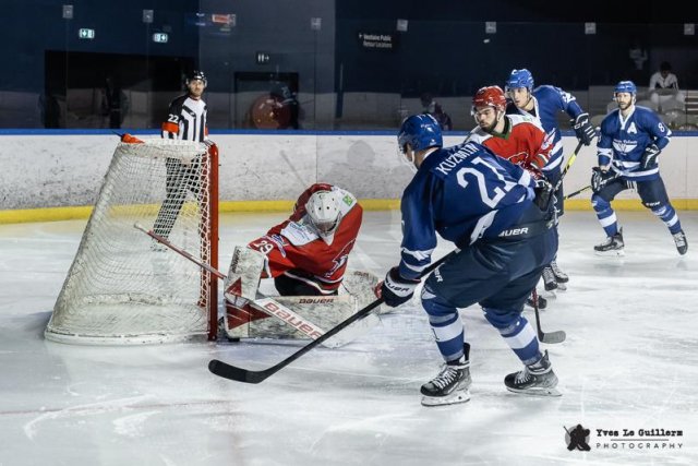 Photo hockey match Paris (FV) - Courbevoie  le 01/10/2022