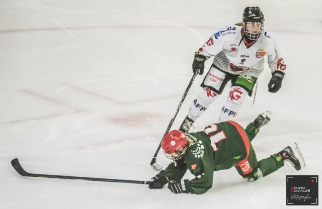 Photo hockey match Cergy-Pontoise / Féminin - Amiens / Féminin le 08/10/2022