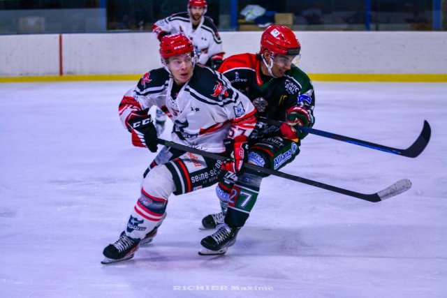 Photo hockey match Mont-Blanc - Neuilly/Marne le 15/10/2022