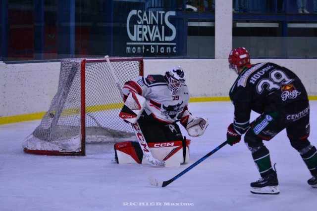 Photo hockey match Mont-Blanc - Neuilly/Marne le 15/10/2022