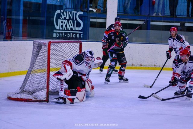 Photo hockey match Mont-Blanc - Neuilly/Marne le 15/10/2022