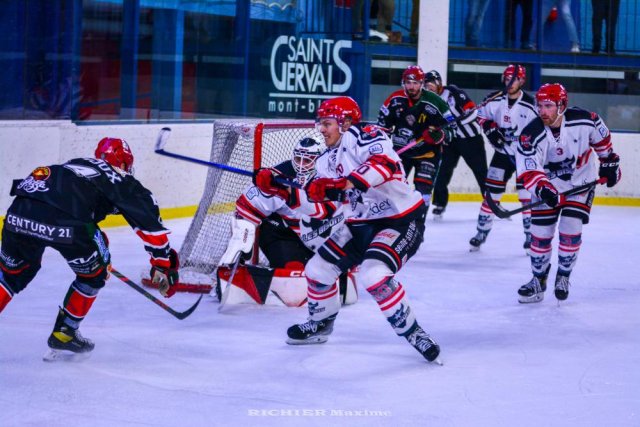 Photo hockey match Mont-Blanc - Neuilly/Marne le 15/10/2022
