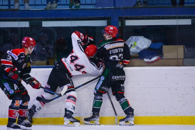 Photo hockey match Mont-Blanc - Neuilly/Marne le 15/10/2022