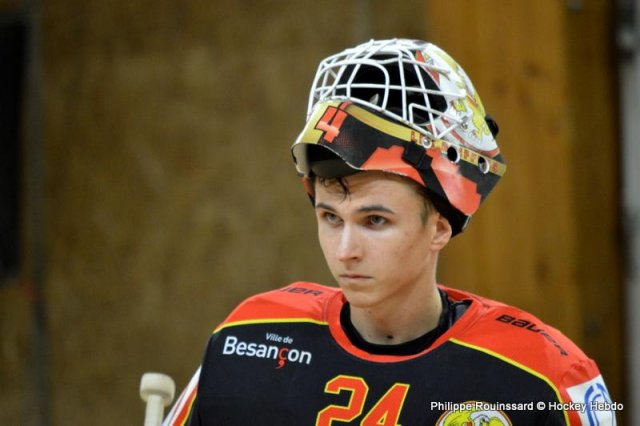 Photo hockey reportage N1 : Le survol des Rapaces