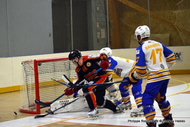 Photo hockey reportage N1 : Le survol des Rapaces