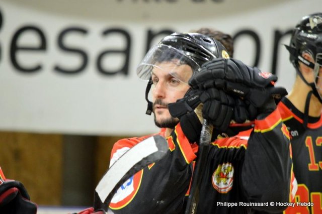 Photo hockey reportage N1 : Le survol des Rapaces