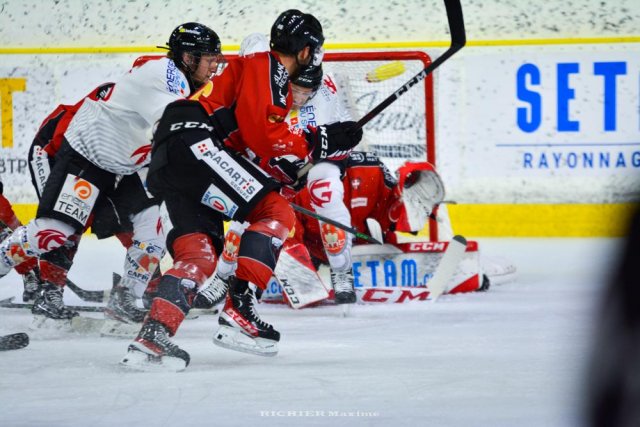 Photo hockey match Chamonix  - Amiens  le 15/11/2022