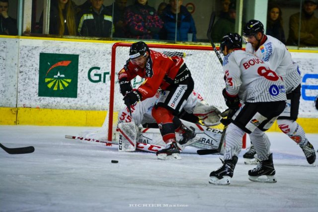 Photo hockey match Chamonix  - Amiens  le 15/11/2022