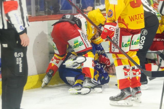 Photo hockey match Kloten - Bienne le 19/11/2022