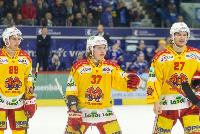 Photo hockey match Kloten - Bienne le 19/11/2022