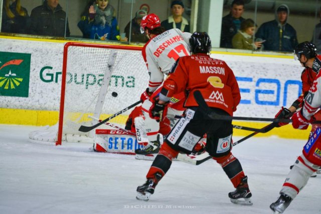 Photo hockey match Chamonix  - Grenoble  le 22/11/2022