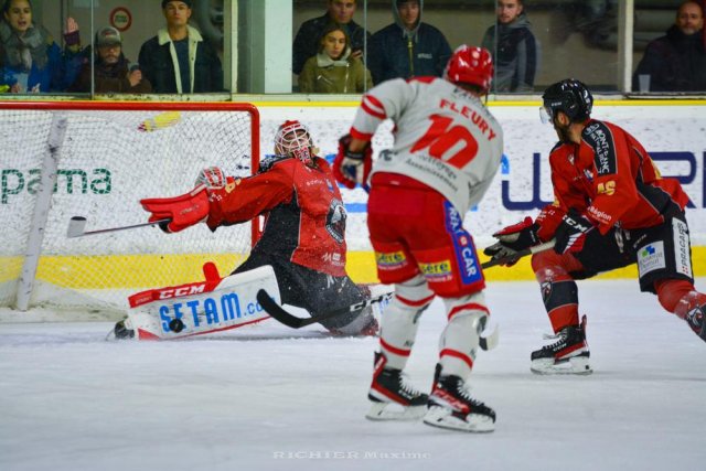 Photo hockey match Chamonix  - Grenoble  le 22/11/2022
