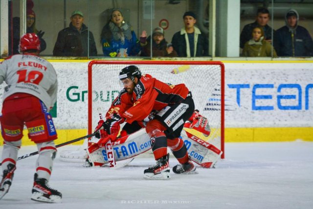Photo hockey match Chamonix  - Grenoble  le 22/11/2022