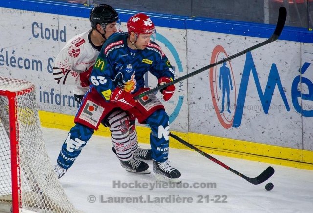 Photo hockey match Grenoble  - Briançon  le 25/11/2022