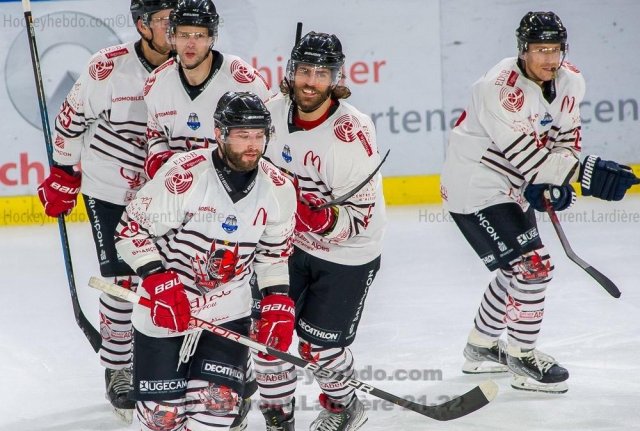 Photo hockey match Grenoble  - Briançon  le 25/11/2022